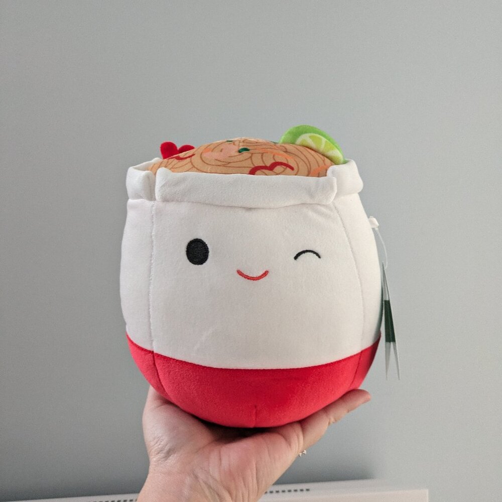 Squishmallow 8" Daley Pad Thai